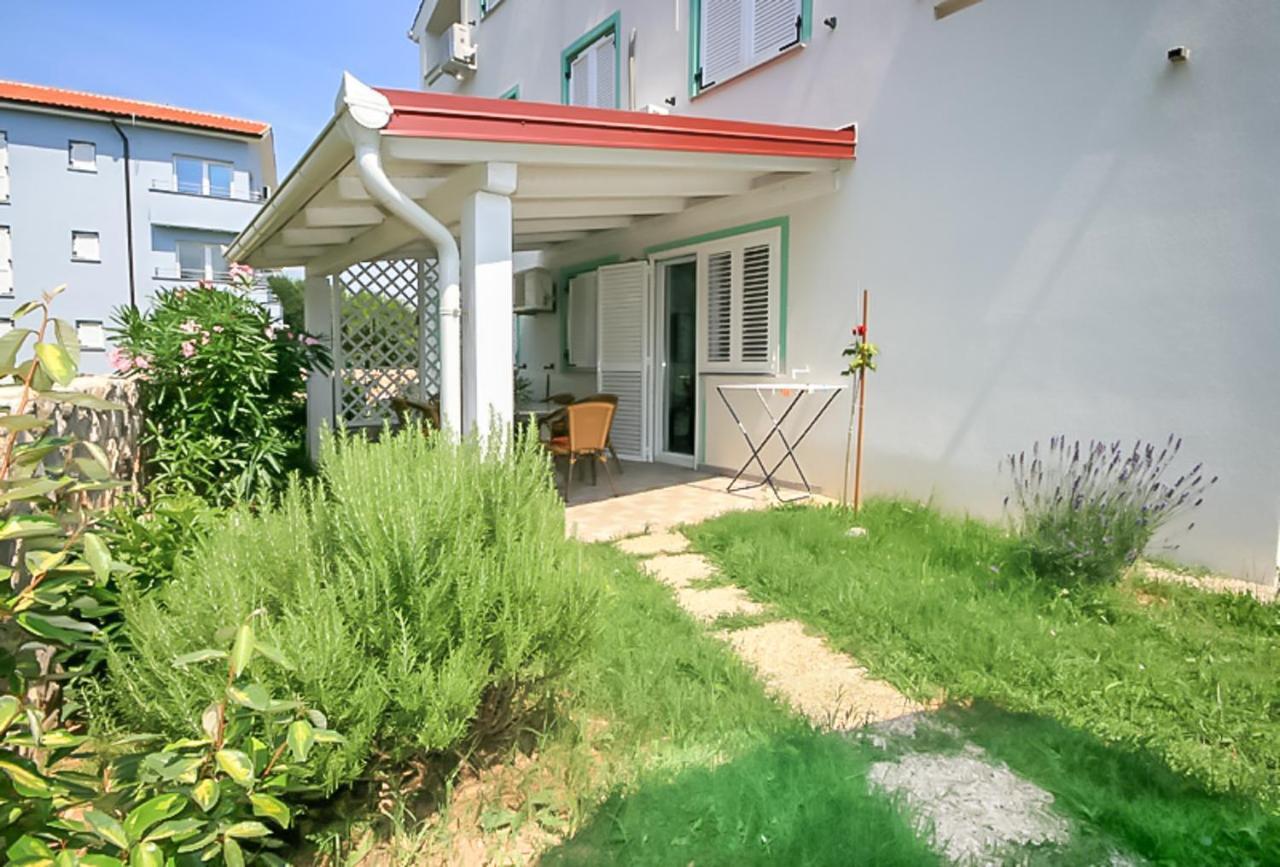 Apartments Ljubica Garden Baska  Exterior photo